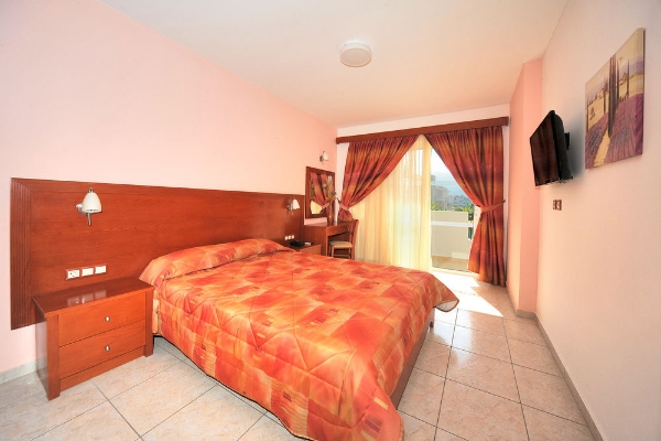 Hotel Pelopas Resort